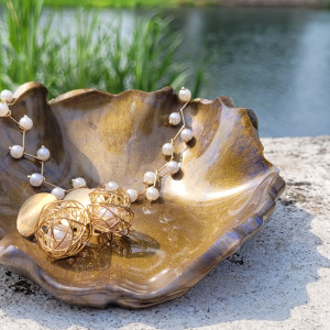 Clam inspired resin jewelry dish