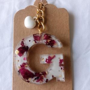 Buy Custom Dried Flowers Resin Keychain Letter Keychain With Online in  India 