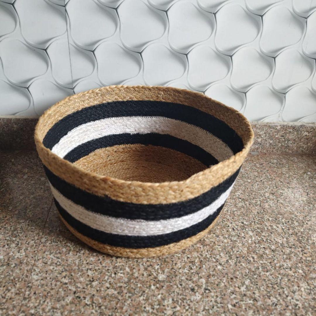 Striped Jute Small Dog and Cat Bed