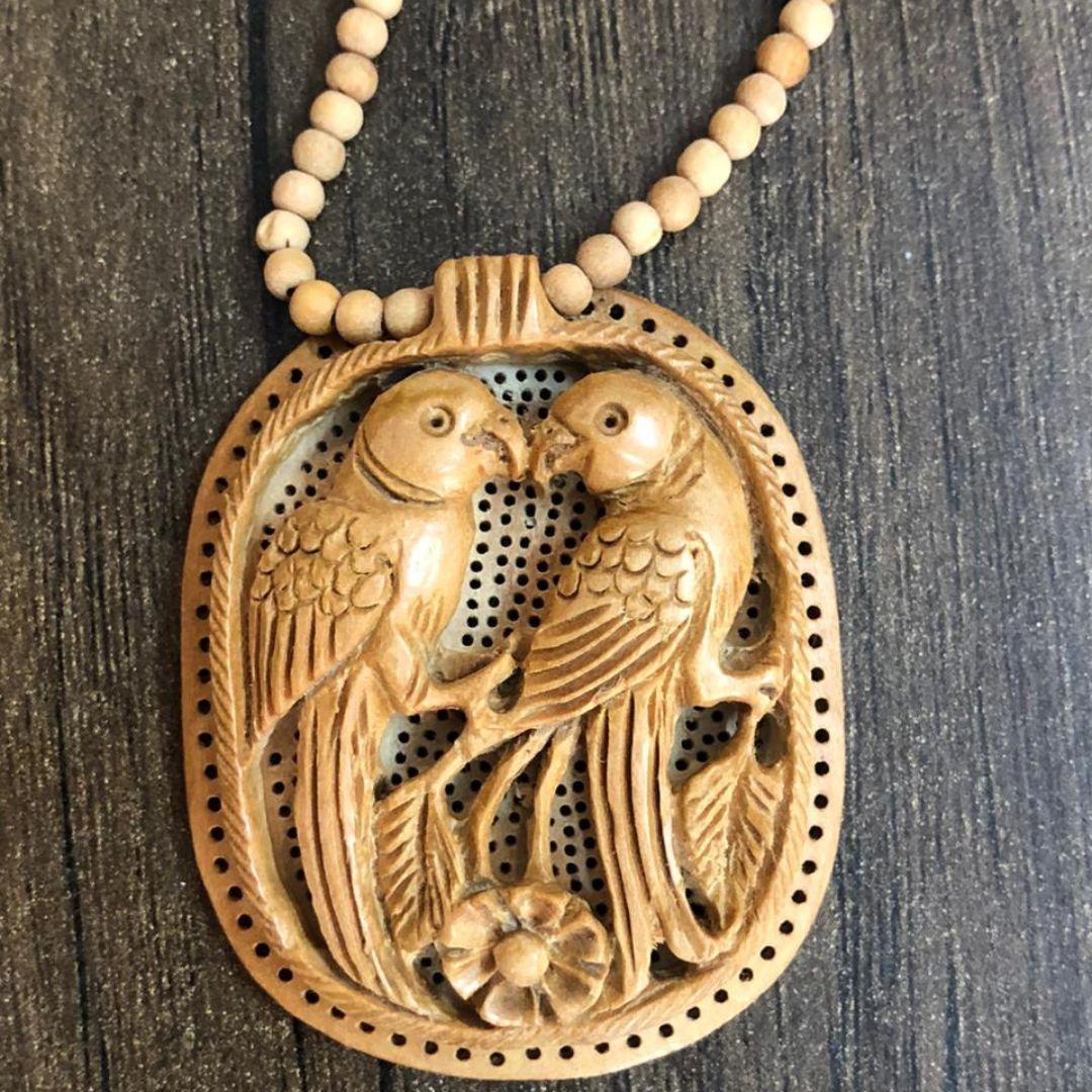Wooden Loving Parrot Necklace