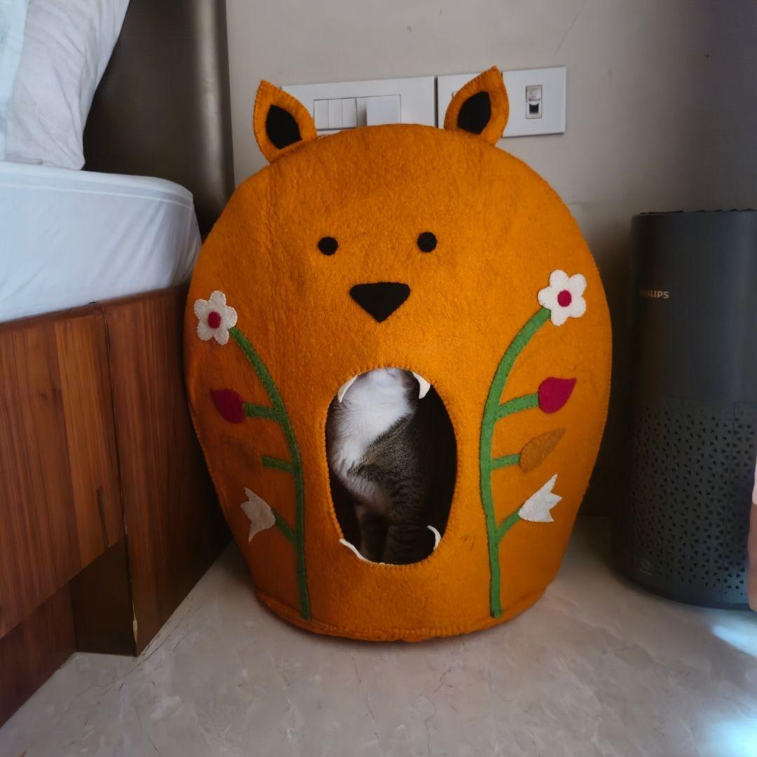 Tabby Hersheys Pet Cat Cave